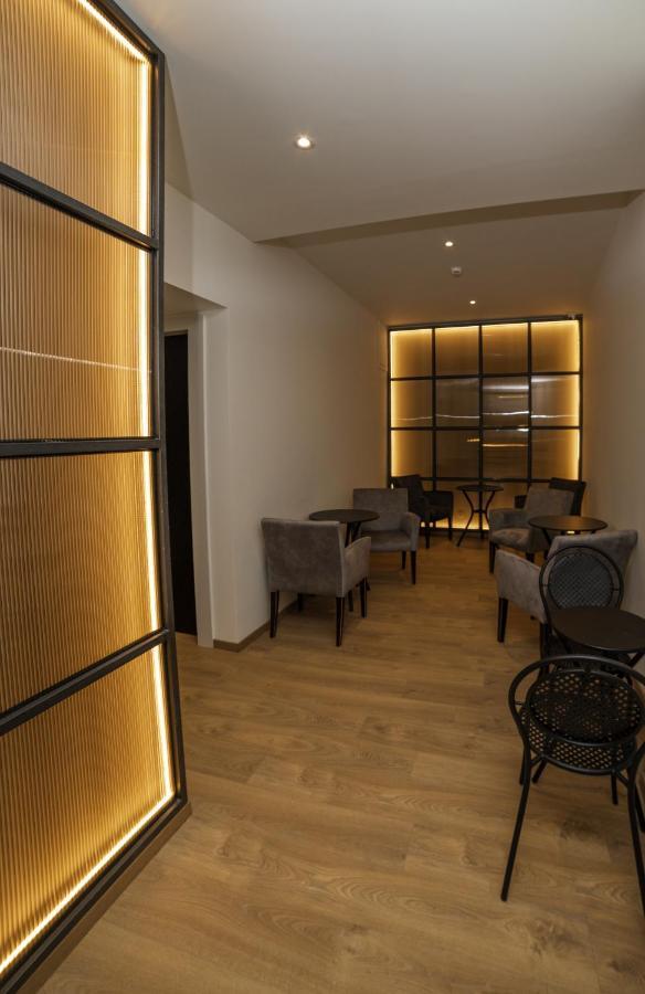 Brettania Hotel 이오아니아 외부 사진